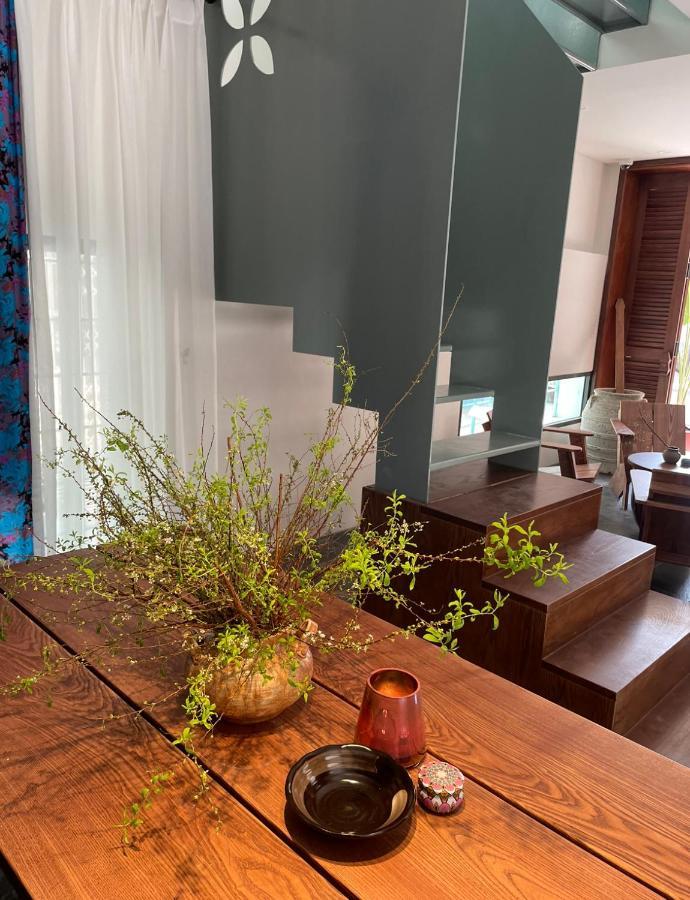 Pham. Hotel & Views Hai Phong Esterno foto